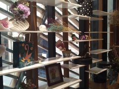 -新华里咖啡书吧(新华书店小寨店)