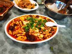 豆花烧牛肉-华光驿站私房菜·黑金冠