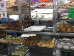 面包甜点陈列柜-护国寺小吃(和平西街店)
