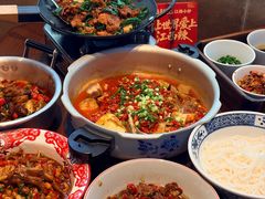 -宝龙城(杭州滨江店)