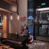 这家可以称为沈阳的神仙餐厅～ 店内环境装修非常有设计