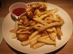 炸龙利鱼薯条-幸薈飯堂