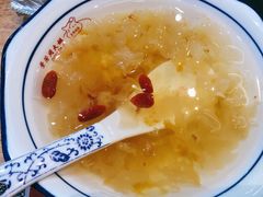 桃胶皂米银耳汤-景芳周大姐(国大城市广场店)