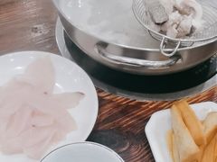 -正能量脆肉鲩火锅