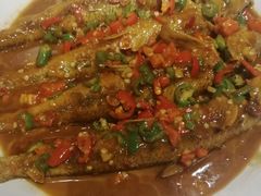 -忆江南·临江鱼馆