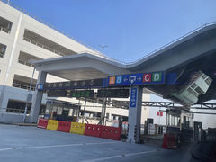 -浦东机场p4停车场