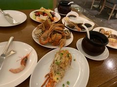 -凯菲厅海鲜姿造·海鲜自助·帝王蟹·龙虾(成都群光君悦酒店)