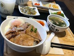 -熊吞·大碗丼烧肉饭(西市场嘉华店)
