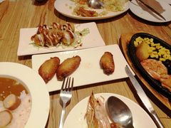 -玛格萝妮(汇智国际商业中心店)