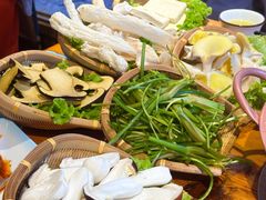 -民食香·腊排骨野生菌美食(木府店)