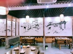 大堂-黄桷树曹家私房菜(江与城店)