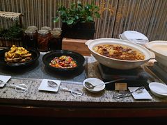 -怡豪大饭店·银顶旋转餐厅