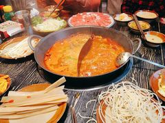 -冯校长老火锅(中联广场店)