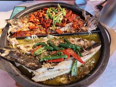 -鸣记脆皮烤鱼·海鲜烤鱼(三八广场店)