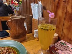 -老滇山寨•云南特色菜•地方菜•民族风情歌舞表演(金碧店)