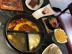 -热火朝天鲜切牛肉火锅(南强街巷店)