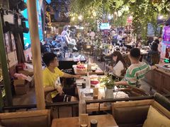 大堂-胡桃里乐队酒馆