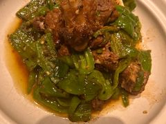 擂辣椒排骨-坛宗剁椒鱼头(河西王府井店)