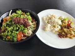 -太原宝诚宝马4S店(迎泽西大街店)