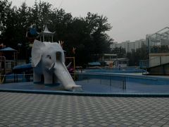 -青年湖公园水上世界