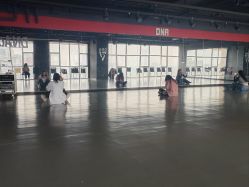 -DNA舞室