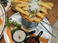 -Mark&Mars Restaurant