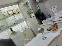 -蕾特恩祛痘•皮肤管理