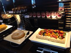 iphone_upload_pic-广州花园酒店-凌璇阁360度高空海鲜自助餐CAROUSEL