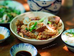 -Cuc Gach Quan Restaurant