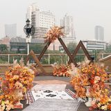 年前参加朋友的婚礼被这种温馨小浪漫的布置吸引住了冬日