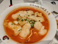 番茄沙巴鱼-渝是乎酸菜鱼·川渝小炒(新世界百货望京店)