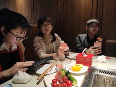 -海底捞火锅鲜切牛肉主题店(长寿路店)