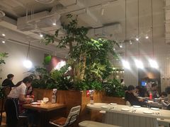 大堂-必胜客(百联又一城店)