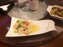 -广州中心皇冠假日酒店·百粤楼