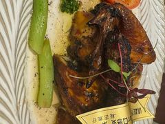 -秘密旅行Bonjour(黑金冠 江南西店)