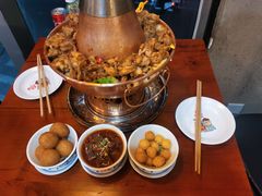 -炉小二铜锅牛蛙•川湘菜(三里屯店)