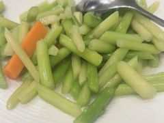 -海派美食·家宴海鲜青岛菜·石锅鲽鱼头(东方城店)