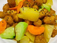 菠萝咕老肉-王村姑老土炕莜面村(桥东店)