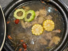 -野迹·石橄榄鸡·烧烤(新洲店)