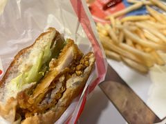 -麦当劳(长江西路得来速店)