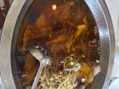 -鑫巴蜀小镇 · 水煮鱼专研店(玉桥店)