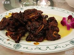 仙露牛仔骨-上海安亭别墅花园酒店