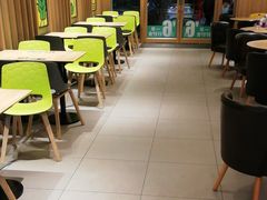 大堂-德克士(肥城新华商场店)