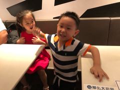 -麦当劳(汉口火车站候车室店)
