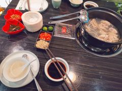 -东椰·海南椰子鸡火锅(朝阳门店)