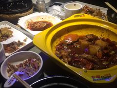 -多嘴肉蟹煲(万达店)