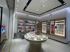 -博士眼镜(罗湖喜荟城店)