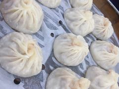 -清真老铁家灌汤包