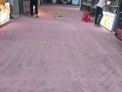 -亚龙湾亚泰商业街