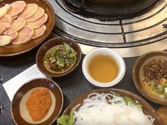 -阿山卓·野生菌火锅·纳西火塘烤肉